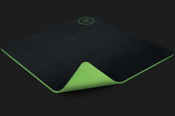 Mouse PAD RAZER, „Gigantus”, gaming, cauciuc si material textil, 455 x 455 x 5 mm, negru, „RZ02-01830200-R3M1”