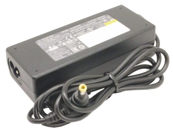 FUJITSU 3pin AC Adapter 19V/90W „S26391-F1316-L509” (timbru verde 0.80 lei)