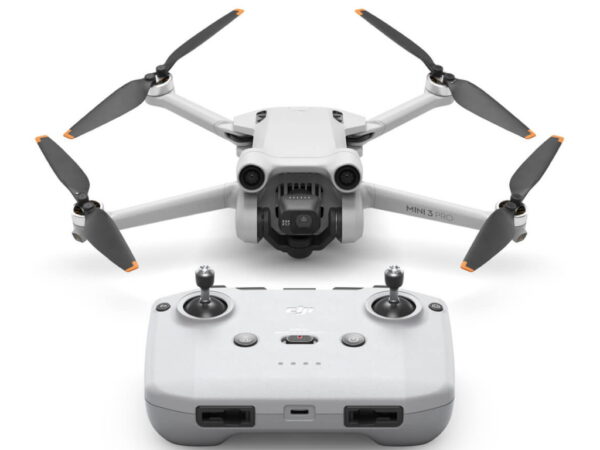 Drona DJI Mini 3 + Smart Controller, 4K HDRDJI RC 5.5″ HD display „CP.MA.00000587.03” (timbru verde 1.20 lei)