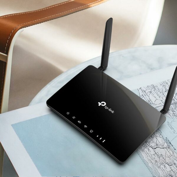 ROUTER TP-LINK wireless. 4G LTE (desktop), 1200Mbps. 3 porturi 10/100/1000Mbps + 1 WAN/LAN Gigabit, Dual Band „Archer MR500” (timbru verde 0.8 lei)