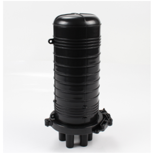 Enclosure de exterior, montare pe stalp/perete pentru max. 96 imbinari, 3 intrari rotunde + 1 iesire ovala, echipat cu o caseta pentru 24 suduri – EMTEX „LK-F102H”