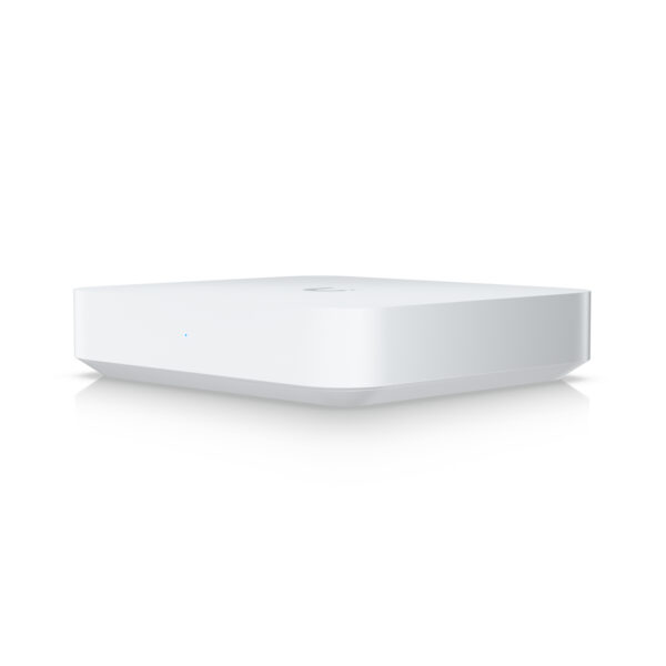 Ubiquiti UXG-Max-EU multi-WAN UniFi gateway with full 2.5 GbE support for high-performance networking at small-to-medium sites, Up to 1.5 Gbps routing with IDS/IPS „UXG-MAX-EU” (timbru verde 0.8 lei)